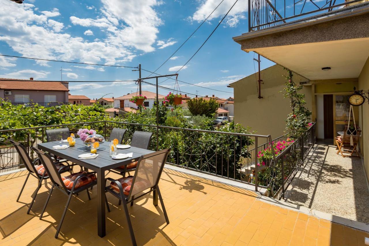 Apartmán Lumalu Galižana Exteriér fotografie